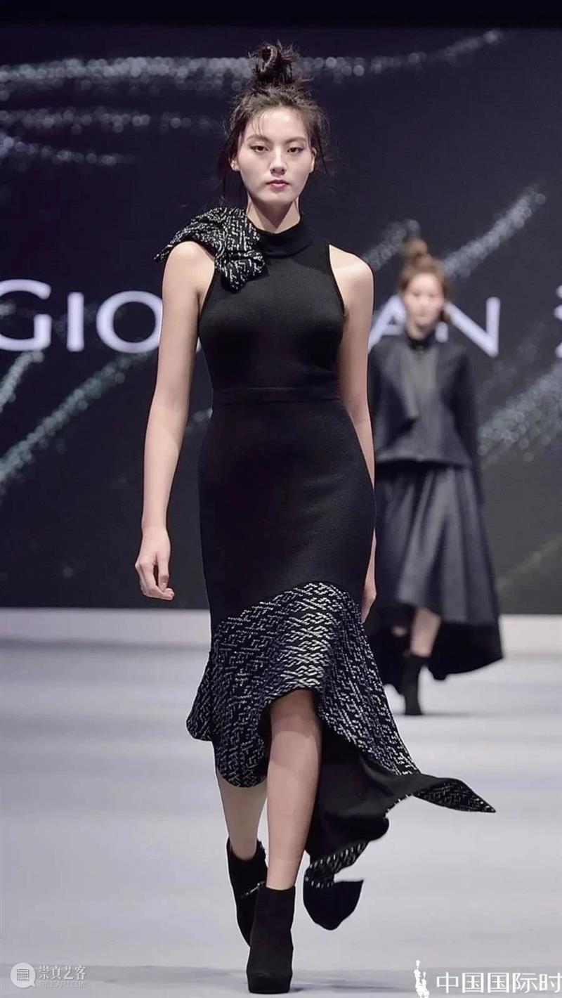【IFA-时尚资讯】返素归“织”，永续时尚丨GIOIA PAN·潘怡良 PAN 潘怡良 时尚 IFA 资讯 以下 文章 来源 中国 国际 崇真艺客