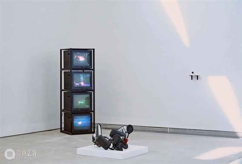 『香蕉展讯』感性沙丘 沙丘 香蕉 展讯 艺术 中心 铜场 计划 新展 感性 艺术家 崇真艺客