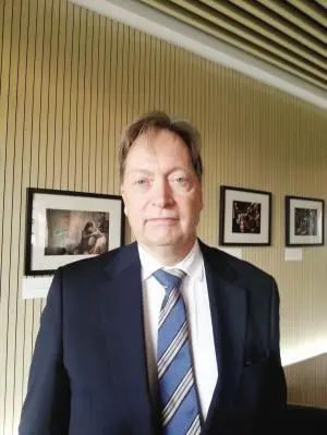 倒计时10天丨认识鲍勃·迪伦的另一重身份 鲍勃·迪伦 身份 昔日 如今 音乐史 传奇 风霜 目前 诺贝尔文学奖 音乐人 崇真艺客