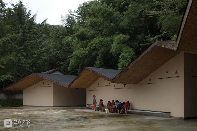 集体的大屋顶，四川金城村民空间 / 时地建筑 四川 建筑 空间 村民 集体 屋顶 金城 乡村 婚丧 坝坝宴 崇真艺客