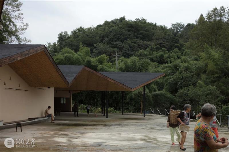 集体的大屋顶，四川金城村民空间 / 时地建筑 四川 建筑 空间 村民 集体 屋顶 金城 乡村 婚丧 坝坝宴 崇真艺客