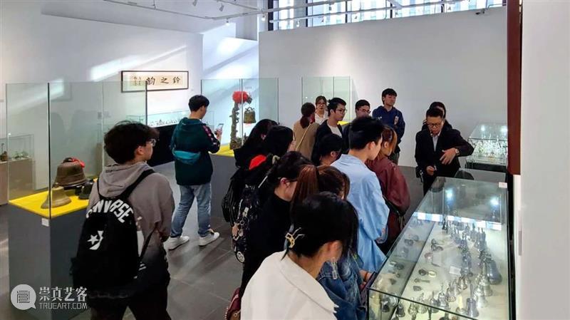 铃铛的故事就是人类文化史中一部浓缩的“百科全书” 铃铛 故事 人类 文化史 百科全书 惠风和畅 临港 文化 收藏展 尾声 崇真艺客