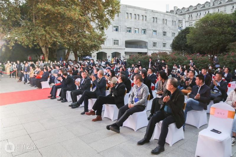 【IFA-展览资讯】​“千里之行”中国重点美术院校第十届暨2020届毕业生优秀作品展开幕式成功举办 中国重点美术院校 毕业生 作品展 开幕式 IFA 资讯 以下 文章 湖北美术学院 教务处 崇真艺客