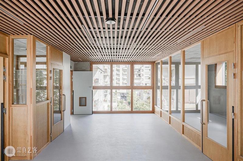 回收窗框，巴黎司法幼儿园 / BFV Architectes Architectes 巴黎 窗框 司法 幼儿园 Bocabeille 项目 经济 概念 环保 崇真艺客