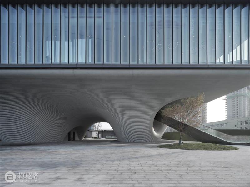 西安沣东新城莱安社区中心 / EID Architecture 西安沣东新城莱安社区中心 路径 建筑 西安城市中轴线西延段上的莱安社区中心近日 沣东新城 关中 渭河 冲积平原 秦岭 西咸一体化 崇真艺客