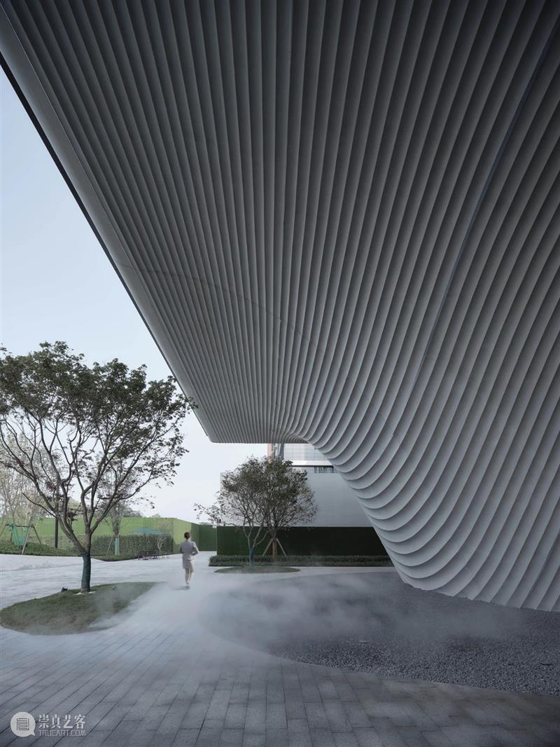 西安沣东新城莱安社区中心 / EID Architecture 西安沣东新城莱安社区中心 路径 建筑 西安城市中轴线西延段上的莱安社区中心近日 沣东新城 关中 渭河 冲积平原 秦岭 西咸一体化 崇真艺客