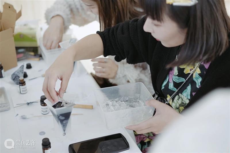 HOW 分享 | 时间与永恒：锥体香薰蜡烛工作坊 崇真艺客