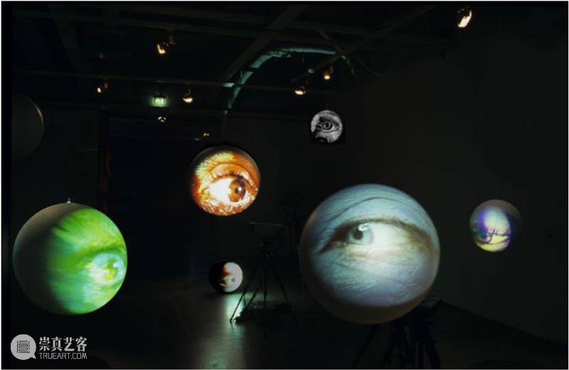 HOW 新展赠票福利｜一起探索神秘“暗光” HOW 暗光 福利 海报 灵感 Oursler 元素 展期 艺术家 乌拉 崇真艺客