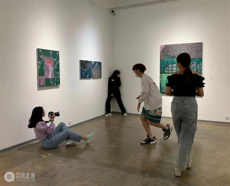 《种子——郭子作品展》亮相于深圳桥舍画廊 种子 郭子 作品展 深圳 桥舍画廊 开幕式 现场 场景 崇真艺客