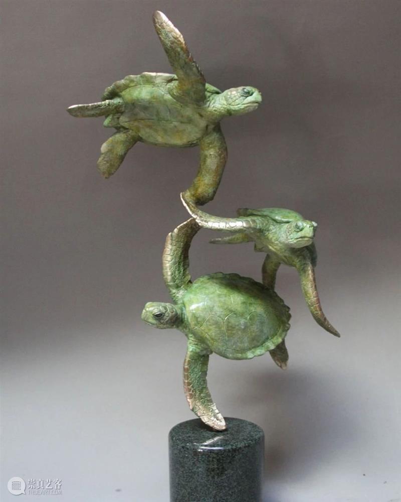【雕塑】讲究的就是动态和力量感，看他的作品可算是对了！  学美术，看▷ 雕塑 动态 力量感 作品 END 崇真艺客