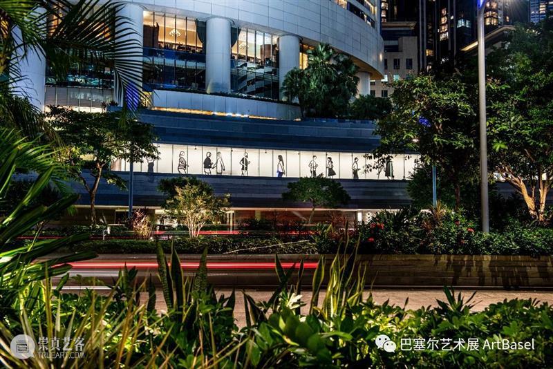 朱利安·奥培的场域特定作品《Parade.》及《Running 3.》登陆香港太古广场 Running 朱利安 奥培 场域 作品 Parade. 香港太古广场 图片 太古地产 艺术 崇真艺客