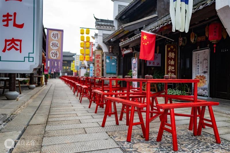 艺谈丨一场发生在铜官草市的特殊场域表演设计实验 铜官草市 场域 艺谈丨 上方 中国舞台美术学会 右上 星标 本文 古玩 网络 崇真艺客