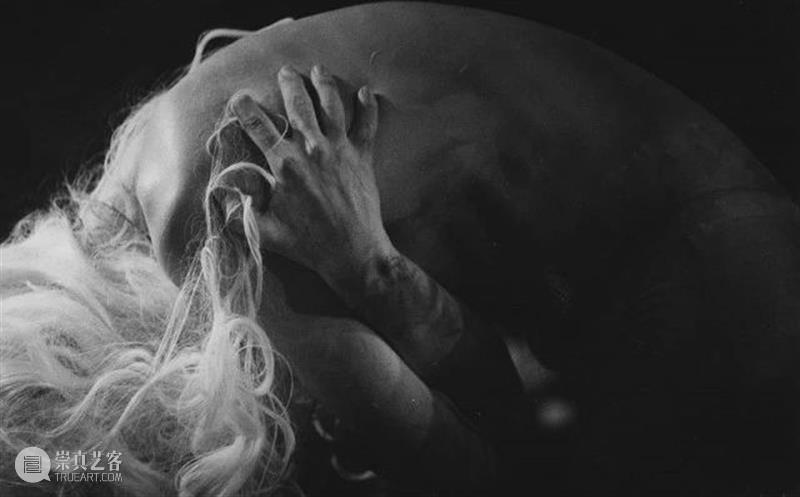 拍五条人的艺术家来开暗房课啦！｜集美·阿尔勒国际摄影季游学 集美 阿尔勒 国际 摄影季 艺术家 暗房 五条人 厦门 气候 三影堂 崇真艺客