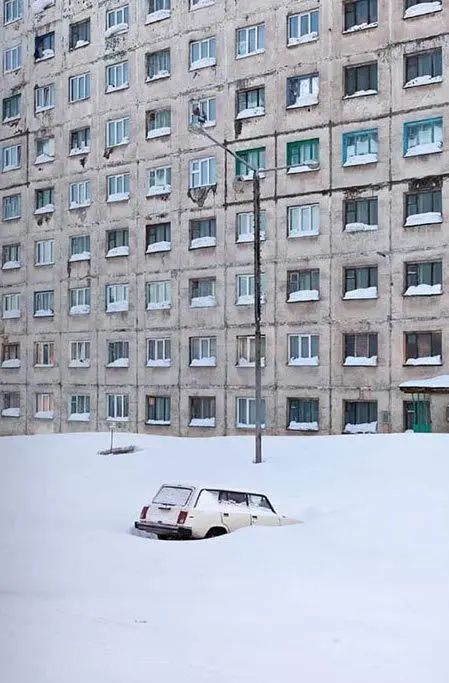 建筑丨前苏联时代的废墟美学 建筑 时代 前苏联 废墟 美学 上方 中国舞台美术学会 右上 星标 本文 崇真艺客