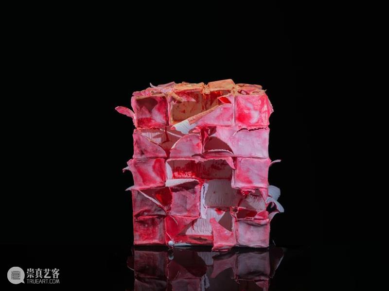 展览开放|“方力钧陶瓷”展在宋庄美术馆展出 宋庄美术馆 方力钧 陶瓷 展览 艺术 档案 宋庄美术馆二楼 南侧 展厅 作品 崇真艺客
