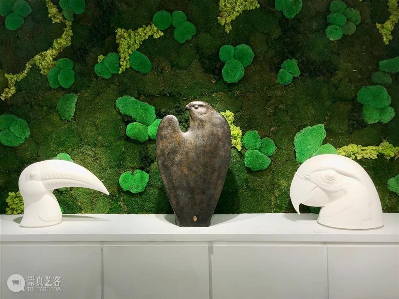 展览 EXHIBITION | 鸟的画像 Portrait d’oiseau | 杜梦堂 (巴黎) Portrait oiseau 杜梦堂 巴黎 EXHIBITION 画像 现场 oiseau群展 Group 艺术家 崇真艺客