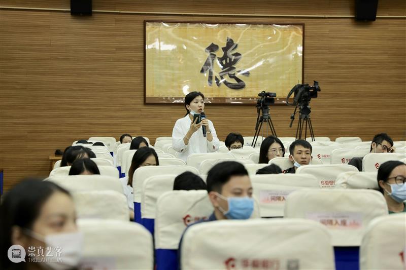 讲座回顾|“对话”摄影大师 罗伯特·弗兰克 讲座 大师 罗伯特·弗兰克 集美 阿尔勒 摄影季 厦门站 信息 厦门市图书馆 嘉宾 崇真艺客