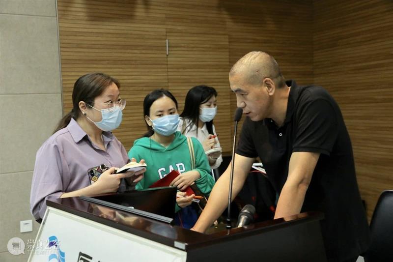 讲座回顾|“对话”摄影大师 罗伯特·弗兰克 讲座 大师 罗伯特·弗兰克 集美 阿尔勒 摄影季 厦门站 信息 厦门市图书馆 嘉宾 崇真艺客