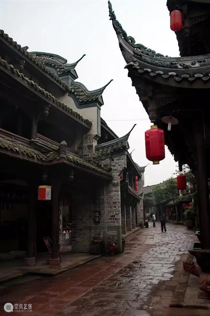 建筑丨站在屋顶看中国，真美！ 屋顶 中国 建筑 上方 中国舞台美术学会 右上 星标 本文 国学 精粹 崇真艺客