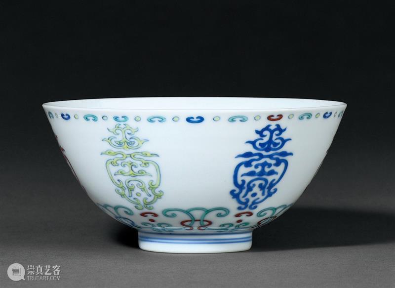 诚轩20秋拍·瓷器工艺品丨当雍正秀雅斗彩遇上乾隆华丽洋彩...... 瓷器 工艺品 雍正 乾隆 洋彩 斗彩 诚轩20秋 时间 瓷业 发展史 崇真艺客