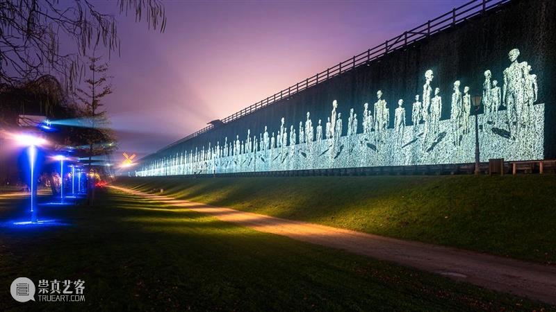 王冬齡數碼書寫亮相德國藝術節 Lichtsicht 7 Projection Triennale 王冬齡 Projection 數碼 書寫 德國藝術節 Lichtsicht 山水 Licht sicht 藝術節現 崇真艺客