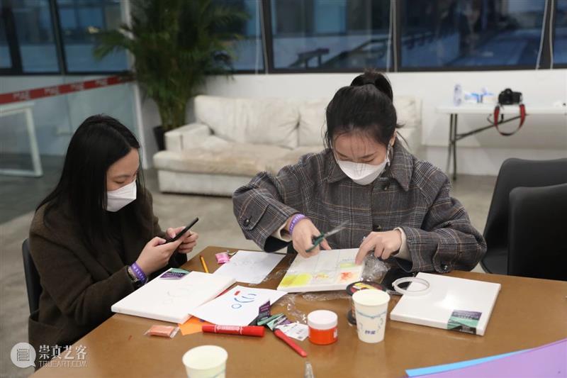 艺术零距离 | “今天，我们探访了艺术家陆平原工作室！” 艺术 零距离 艺术家陆平原工作室 故事 万物 记忆 脑海 世界 幕后 朋友们 崇真艺客
