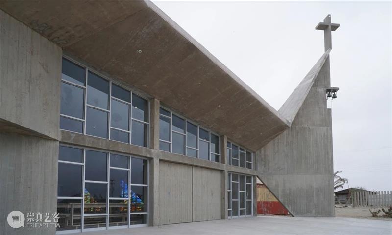 倾斜平面，智利海角天主教堂 / Domenico Albasini Santander - MJA Arquitectura 智利 平面 海角 天主教堂 Tomás Villegas 天主教教堂 科金博 地区 阿塔卡马沙漠 崇真艺客