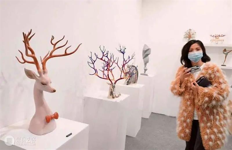 赶本年度最后一场艺术盛典，2020（第24届）上海艺博会藏家预展今晚揭幕！ 艺术 盛典 上海艺博会藏家预展 盛会 上海艺博会 上海文化发展基金会 上海艺博会国际展览有限公司 上海艺术博览会藏家 现场 人潮 崇真艺客