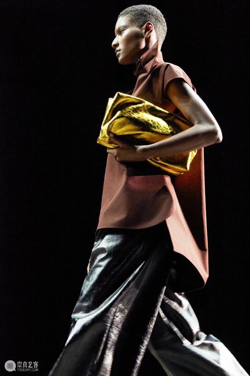 【IFA-时尚资讯】Jil Sander |浑然天成的平衡极简 Sander 极简 IFA 资讯 时尚 规则 德国 汉堡 纺织品 工程学 崇真艺客