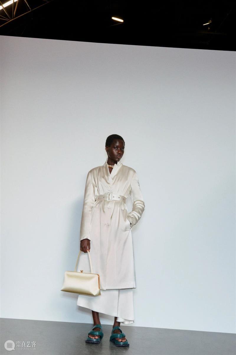 【IFA-时尚资讯】Jil Sander |浑然天成的平衡极简 Sander 极简 IFA 资讯 时尚 规则 德国 汉堡 纺织品 工程学 崇真艺客