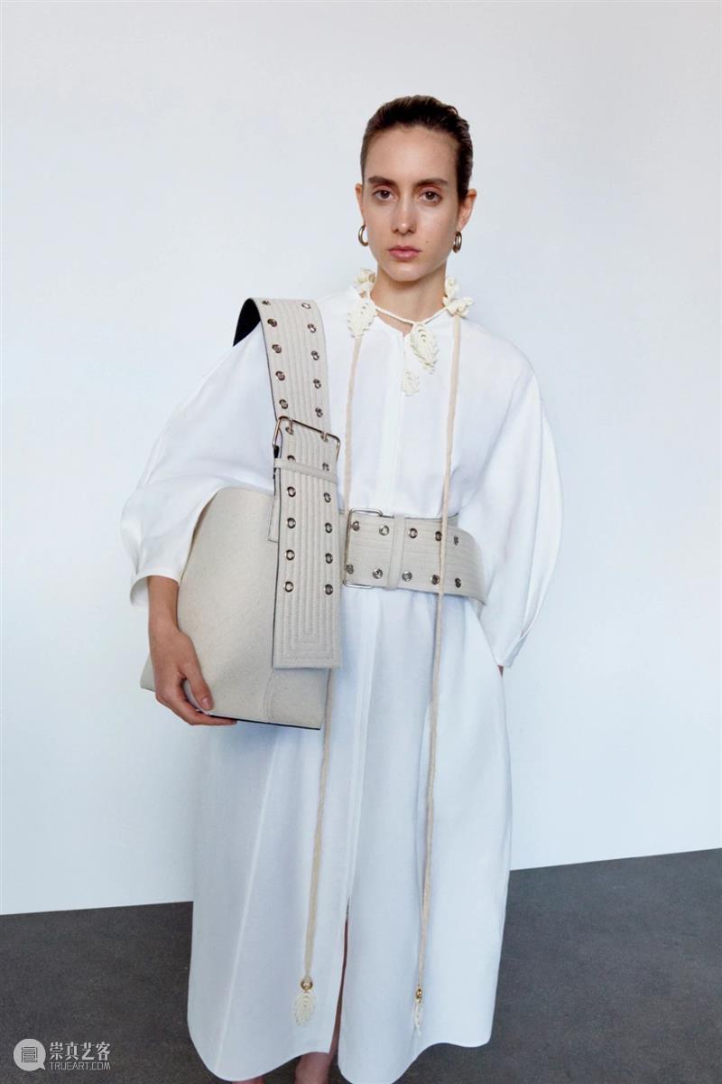 【IFA-时尚资讯】Jil Sander |浑然天成的平衡极简 Sander 极简 IFA 资讯 时尚 规则 德国 汉堡 纺织品 工程学 崇真艺客