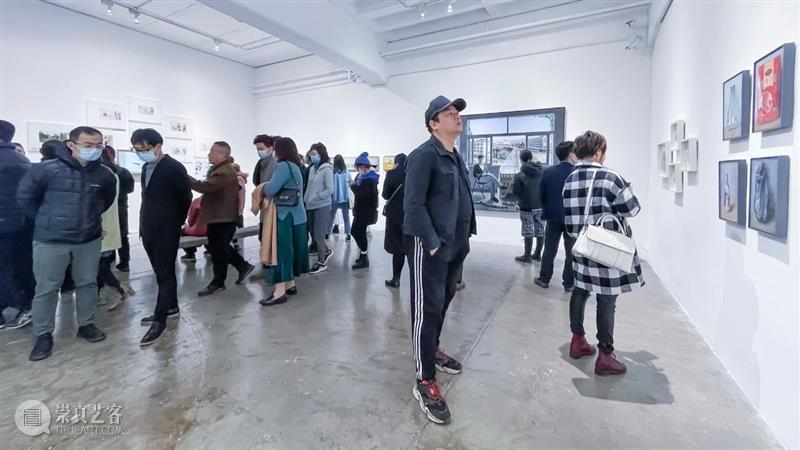 画室与直播间 — 仝紫云个展 | 展览延期公告 & 仝紫云直播课时间表（12.6-9）  九沓 公告 画室 仝紫云 个展 时间表 画廊 花卷 布面 油画 风景 崇真艺客