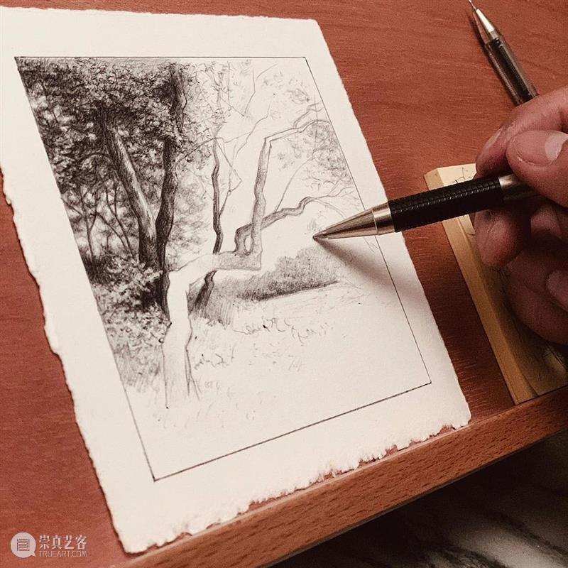 现场临摹名画，这种底气只有大神才具备 ！速速来欣赏 ~ 现场 名画 底气 大神 END 崇真艺客