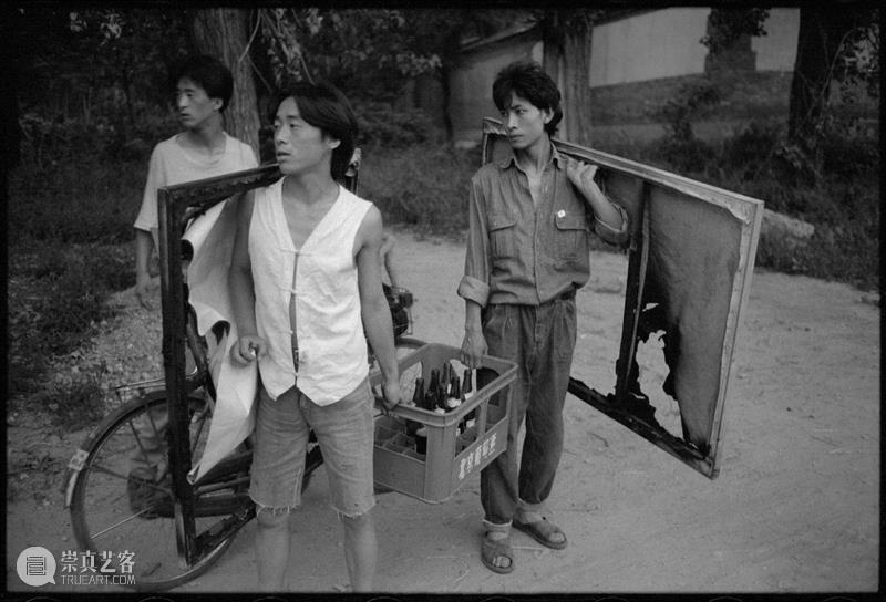 小树林画展——定格于徐志伟镜头中的一段当代艺术记忆 徐志伟 镜头 艺术 小树林 画展 记忆 合美术馆 宋庄美术馆 中国 作品 崇真艺客