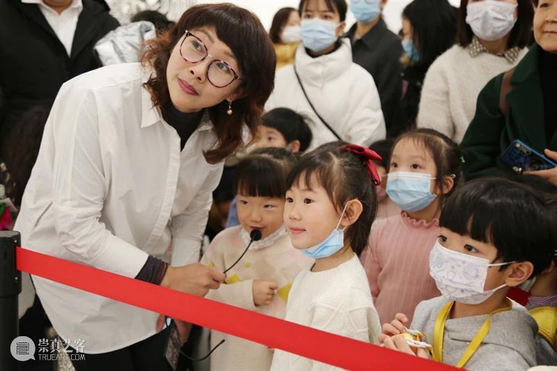 公共教育|西安市灞桥区爱上幼儿园参观王西京2020艺术展 王西京 艺术展 西安市灞桥区爱上幼儿园 先生 中外 现实主义 人物画 中国 画坛 时代 崇真艺客