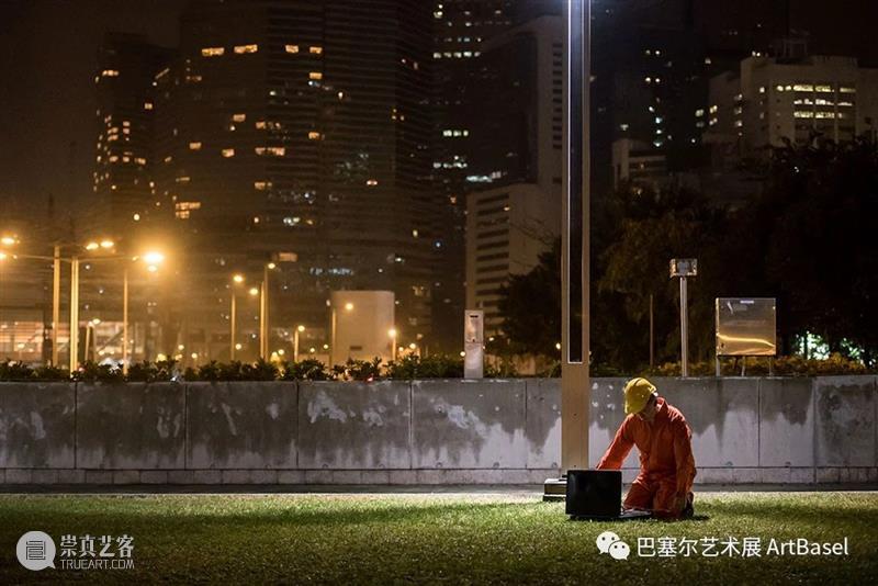 杨嘉辉回顾他的艺术历程与香港不断发展的艺术现场 杨嘉辉 香港 艺术 现场 历程 岛屿 街头 场域 视觉 声音 崇真艺客
