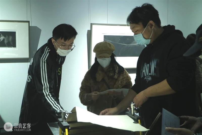 【活动回顾】制作属于自己的藏书票 藏书 活动 徐汇艺术馆 嘉宾 现场 版画 上海虹桥半岛版画艺术中心 画师 美柔汀 艺术家 崇真艺客