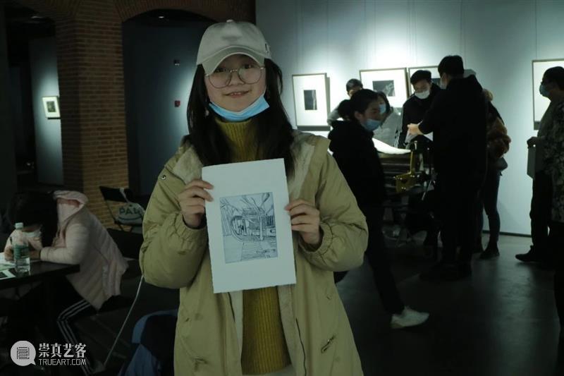 【活动回顾】制作属于自己的藏书票 藏书 活动 徐汇艺术馆 嘉宾 现场 版画 上海虹桥半岛版画艺术中心 画师 美柔汀 艺术家 崇真艺客