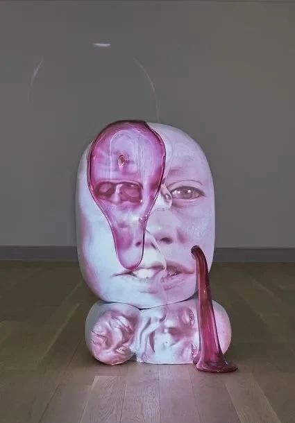 分享丨分割、变形的人脸，让他的多媒体作品独树一帜 多媒体 作品 人脸 Oursler 英国 摇滚 歌手 Bowie 大卫·鲍伊 歌曲 崇真艺客