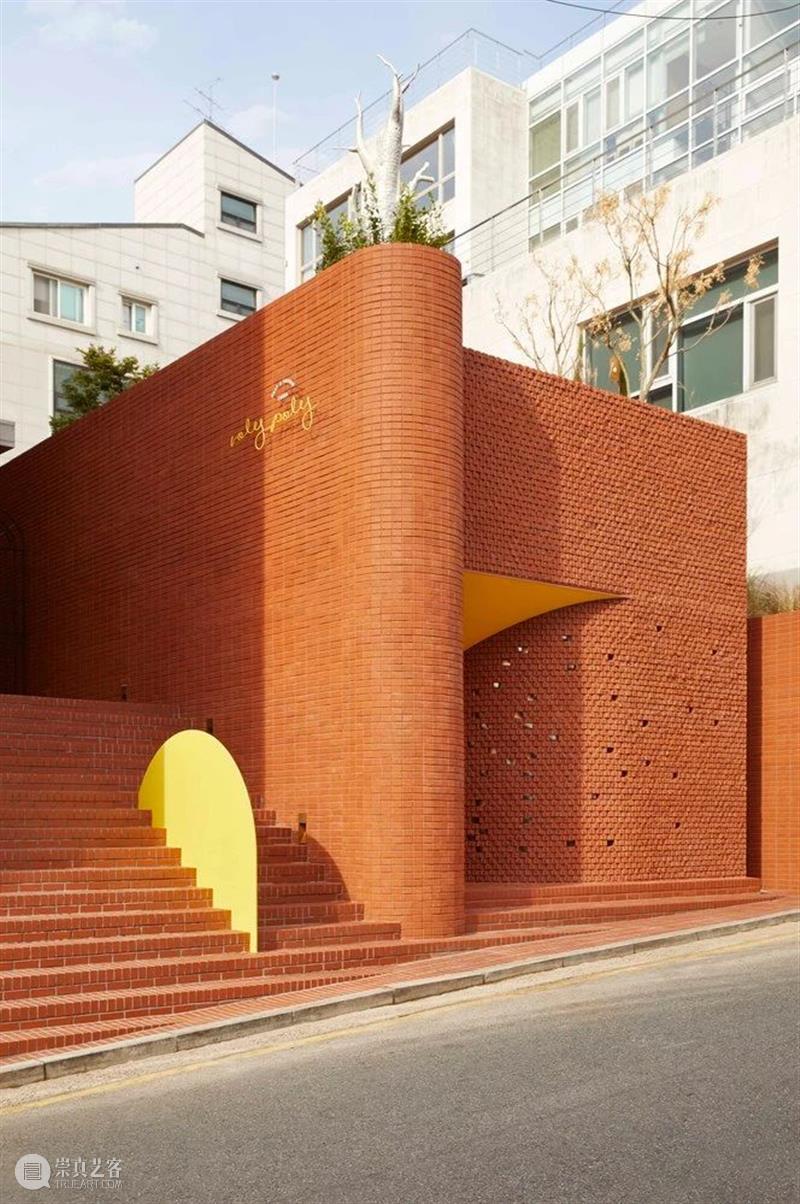 暖色小屋，Roly-Poly 创意餐厅 / studioVASE 餐厅 Poly studioVASE 创意 暖色 小屋 Roly woo jin 建筑 崇真艺客