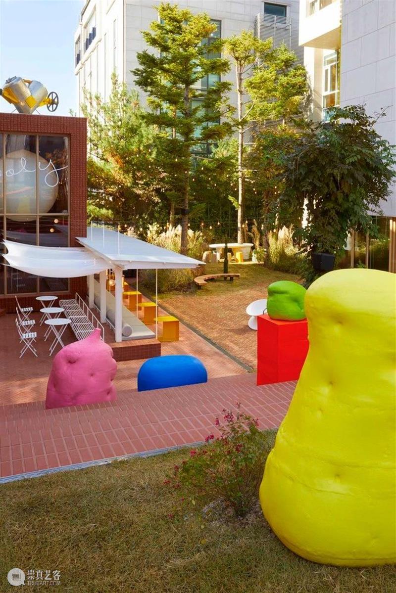 暖色小屋，Roly-Poly 创意餐厅 / studioVASE 餐厅 Poly studioVASE 创意 暖色 小屋 Roly woo jin 建筑 崇真艺客