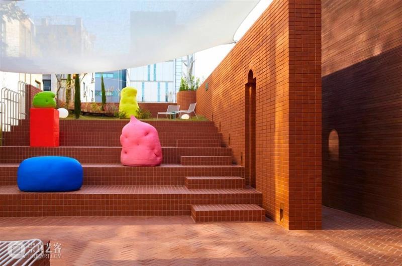 暖色小屋，Roly-Poly 创意餐厅 / studioVASE 餐厅 Poly studioVASE 创意 暖色 小屋 Roly woo jin 建筑 崇真艺客