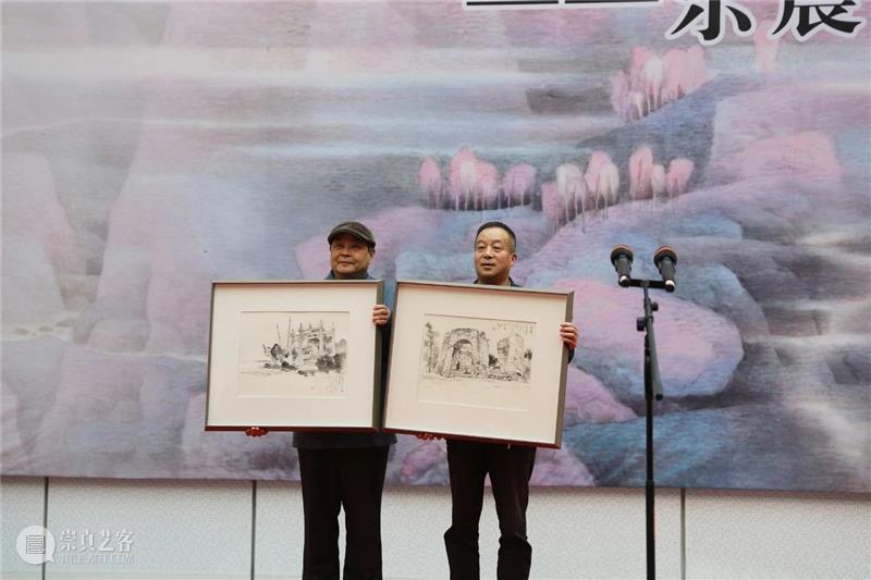 镇海籍画家乐震文个人画展在宁波美术馆开展 镇海 画家 乐震文 个人 画展 宁波美术馆 开幕式 现场 全国佛教协会 副会长 崇真艺客