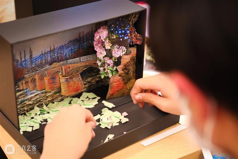 第二届上海市中小学生戏剧节昨晚闭幕 戏剧节 上海市 中小学生 上海话剧艺术中心 三楼 戏剧 沙龙 主题 背景板 演技 崇真艺客