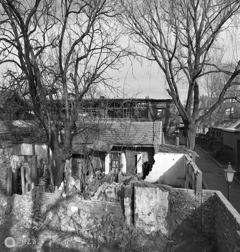 北京青云胡同戏剧天地，玻璃砖与残墙对话 / 原地建筑 青云胡同 原地 建筑 玻璃砖 戏剧 北京 天地 城市 空间 灵魂 崇真艺客