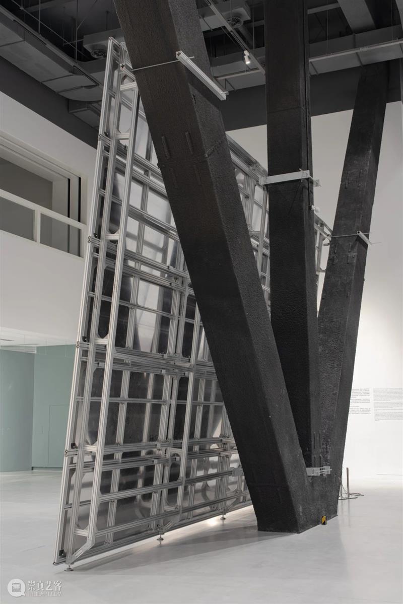 林科 Lin Ke｜参与金鹰美术馆揭幕大展 G Museum ｜作品《游泳》介绍 林科 游泳 作品 Ke｜参与金鹰美术馆 大展 介绍 铝板 Swimming 图片 南京金鹰美术馆 崇真艺客