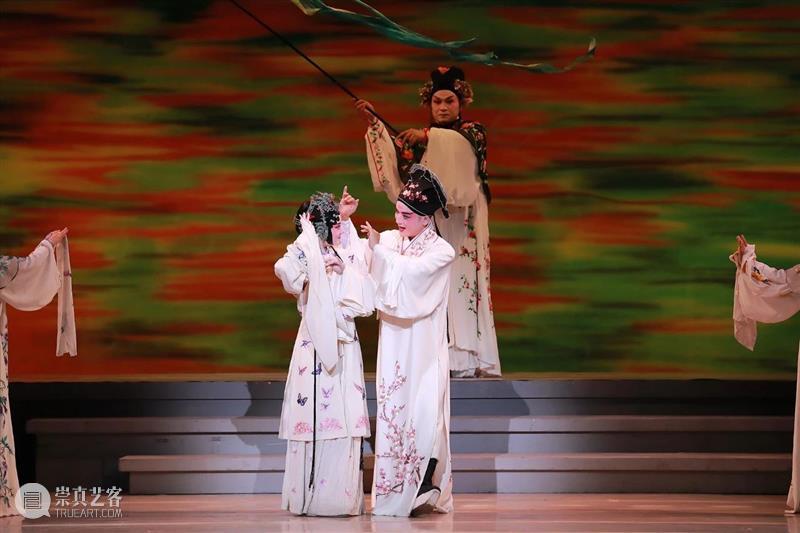 昆曲经典,青春演绎!至情至美的《牡丹亭》周五上演 昆曲 经典 牡丹亭 青春演绎 至情 生死 爱情 传奇 观众 青春版 崇真艺客