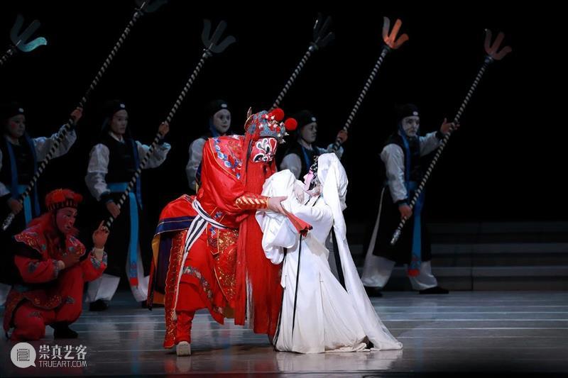 昆曲经典,青春演绎!至情至美的《牡丹亭》周五上演 昆曲 经典 牡丹亭 青春演绎 至情 生死 爱情 传奇 观众 青春版 崇真艺客