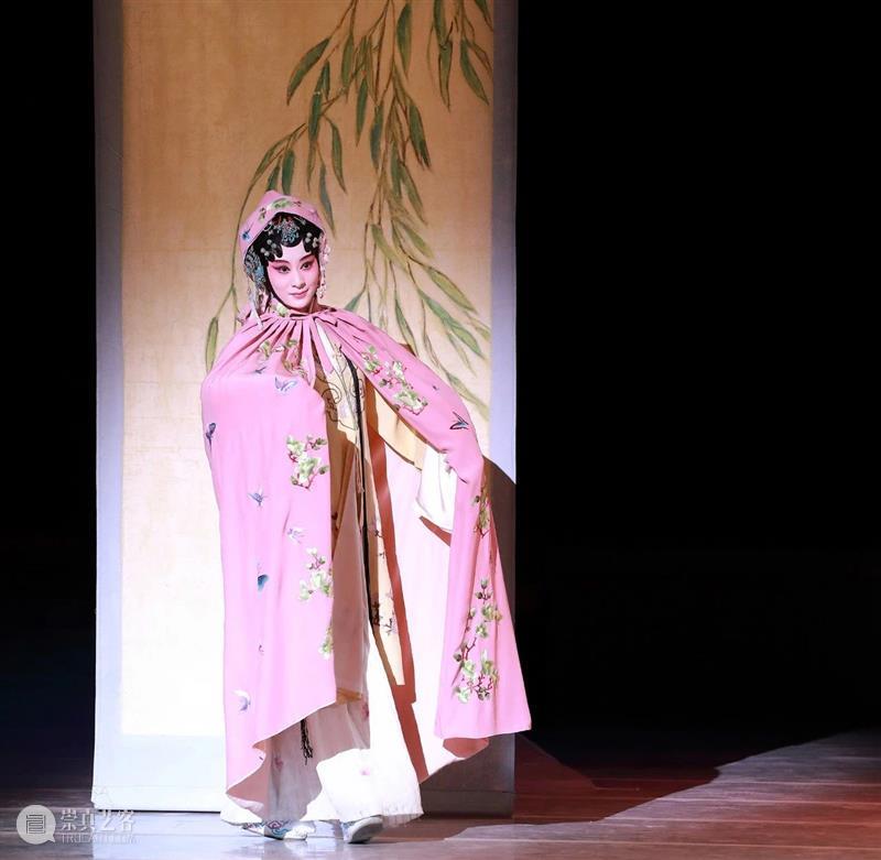 昆曲经典，青春演绎！至情至美的《牡丹亭》周五上演 昆曲 经典 牡丹亭 青春演绎 至情 生死 爱情 传奇 观众 青春版 崇真艺客