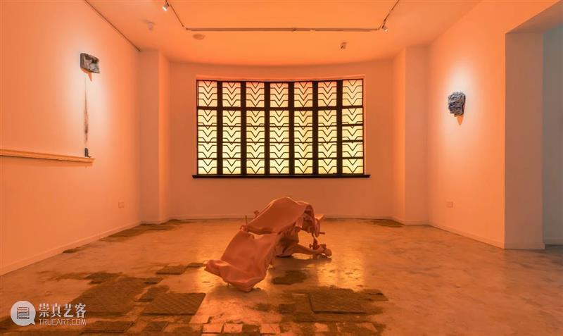 靳山 Jin Shan | 炼金术式的雕塑创作｜近期展览回顾 Recent shows 靳山 雕塑 Jin Shan 近期 shows 高迪 塑料 钢筋 聚酯 崇真艺客